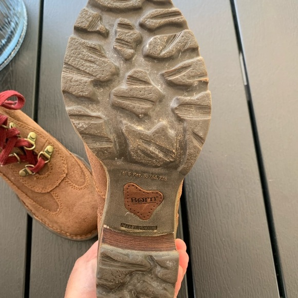 BORN leather handcrafted woman’s boots. Anti slip. Size 7. Full leather. - Picture 4 of 13